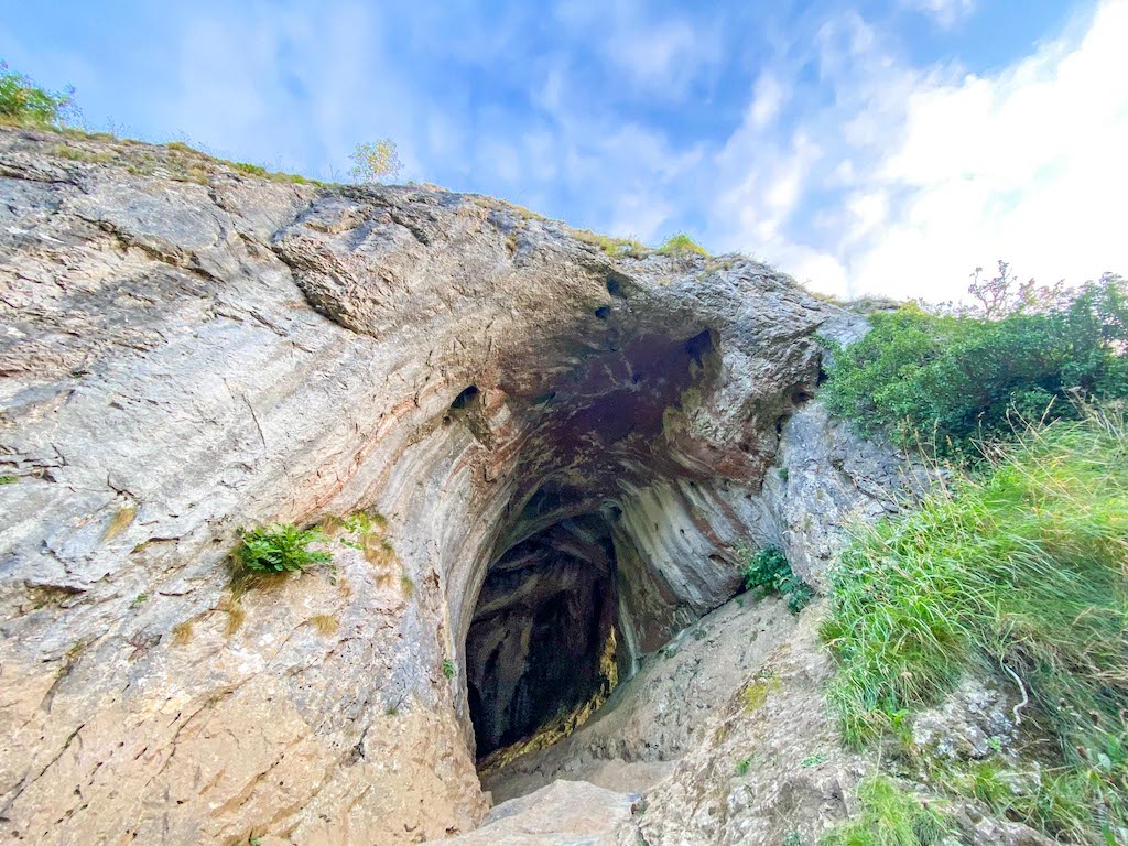 Thor's Cave Walk, Thor's Cave Entrance - Thor's Cave Walk, Thor's Cave Entrance