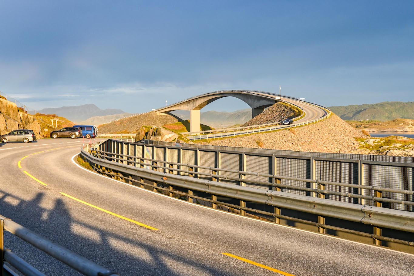 Atlantic Ocean Road Norway, parking - Atlantic Ocean Road Norway, parking