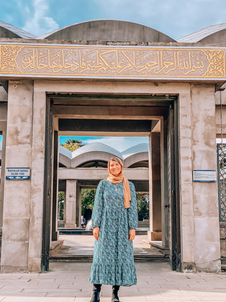 What to wear in Istanbul, packing a long dress - What to wear in Istanbul, packing a long dress