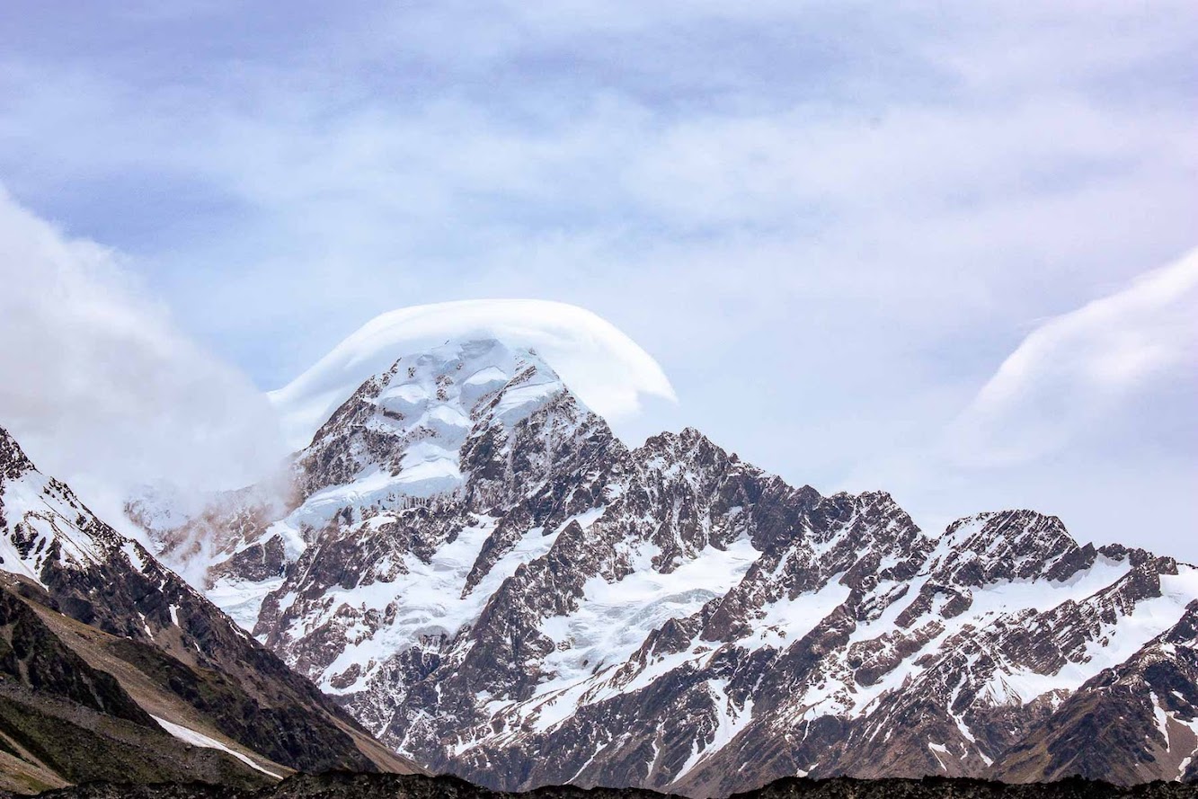 Hooker Valley Walk, nd aoraki mount cook tallest mountain