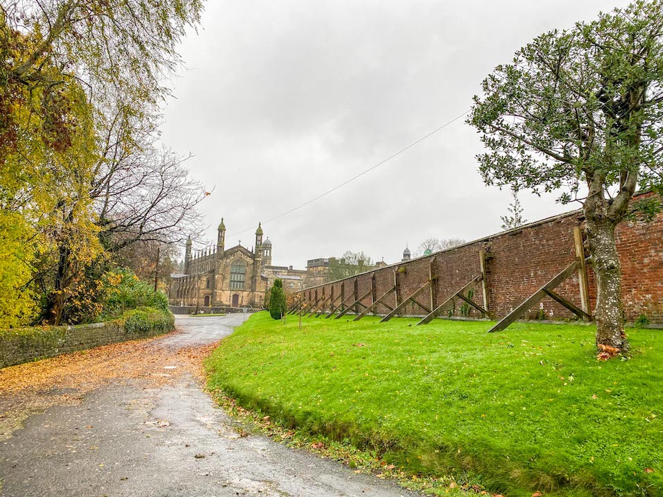 Ribble Valley Walks, Stonyhurst College - Ribble Valley Walks, Stonyhurst College