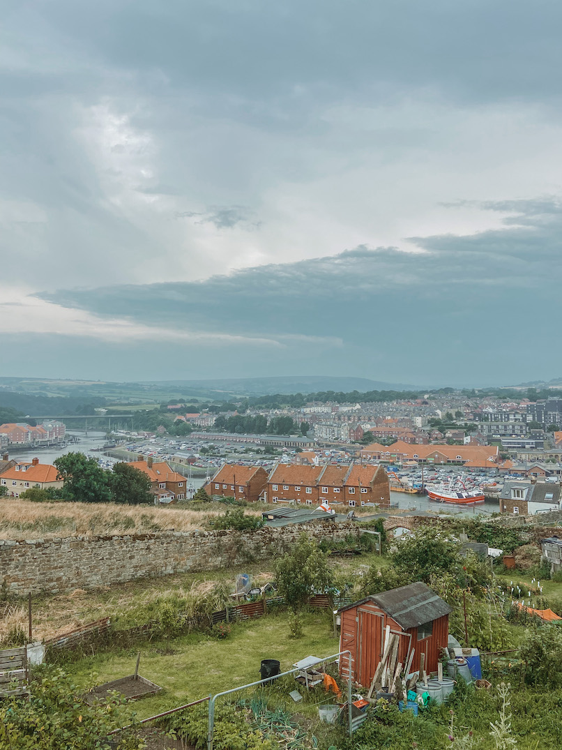things to do in Robin Hoods Bay, walk to Whitby from Robin Hoods Bay - hings to do in Robin Hoods Bay, walk to Whitby from Robin Hoods Bay