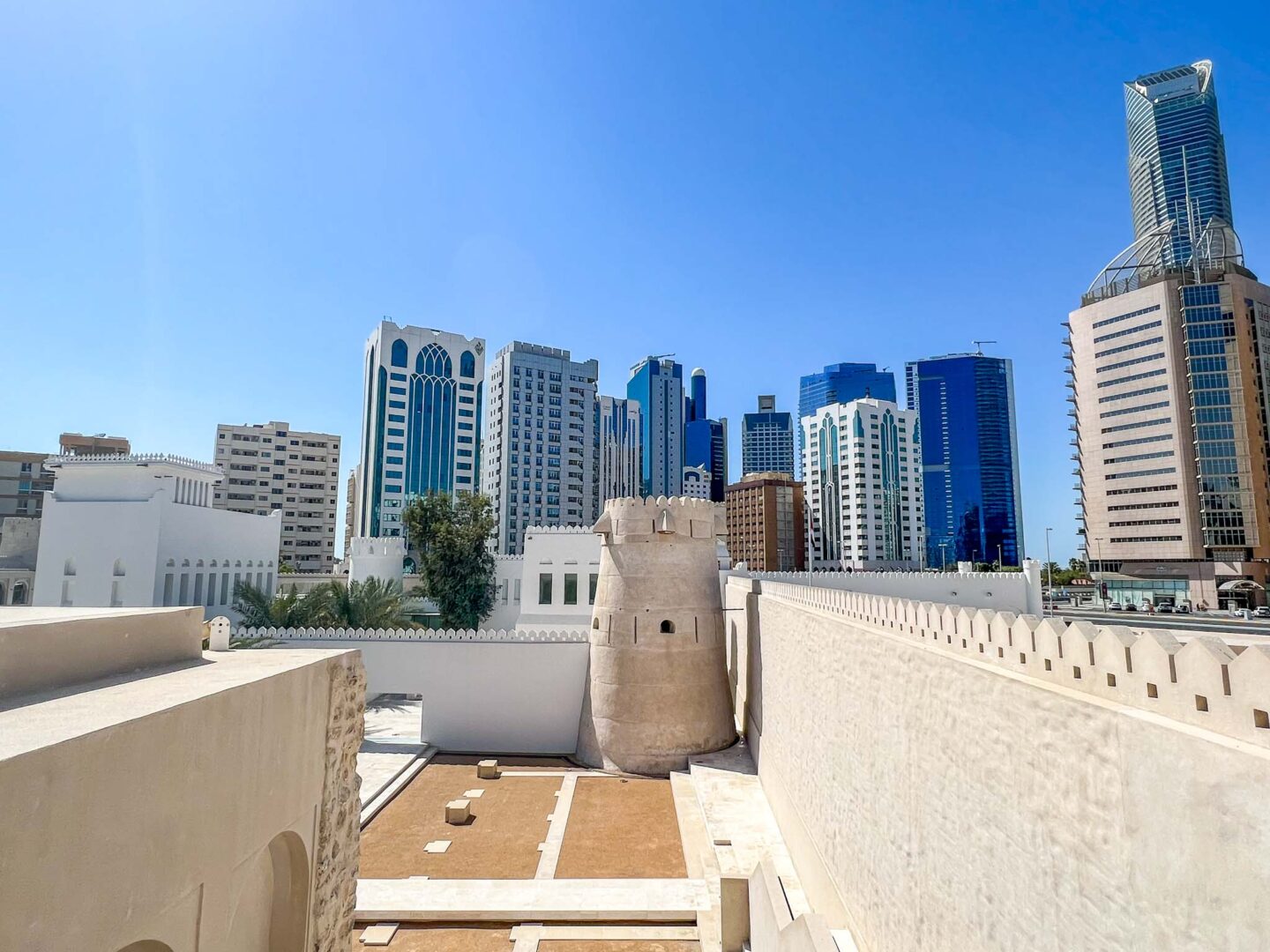 What to wear in Abu Dhabi, new and old city Abu Dhabi - What to wear in Abu Dhabi, new and old city Abu Dhabi