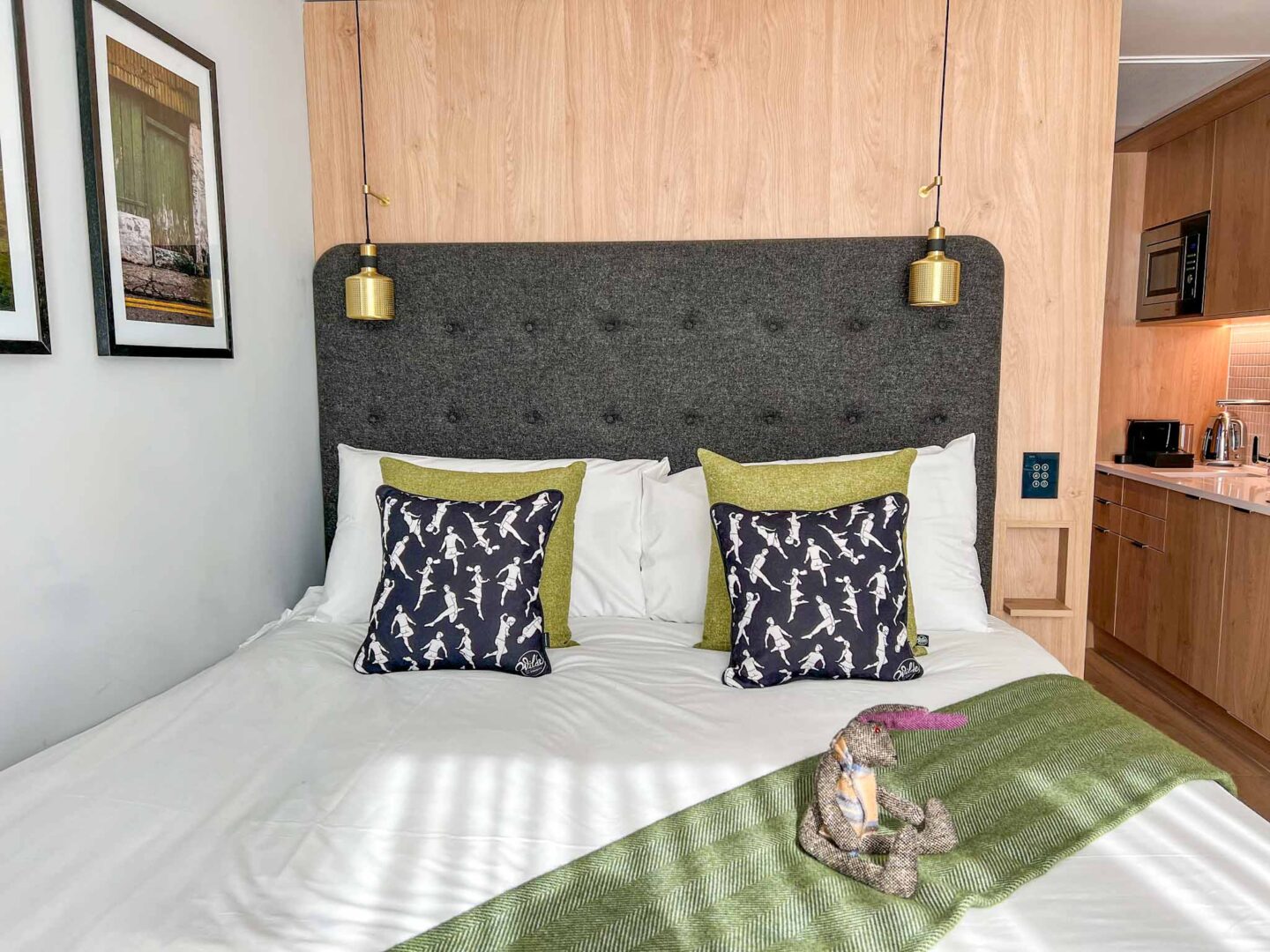 wilde aparthotels manchester, small studio with double bed - wilde aparthotels manchester, small studio with double bed