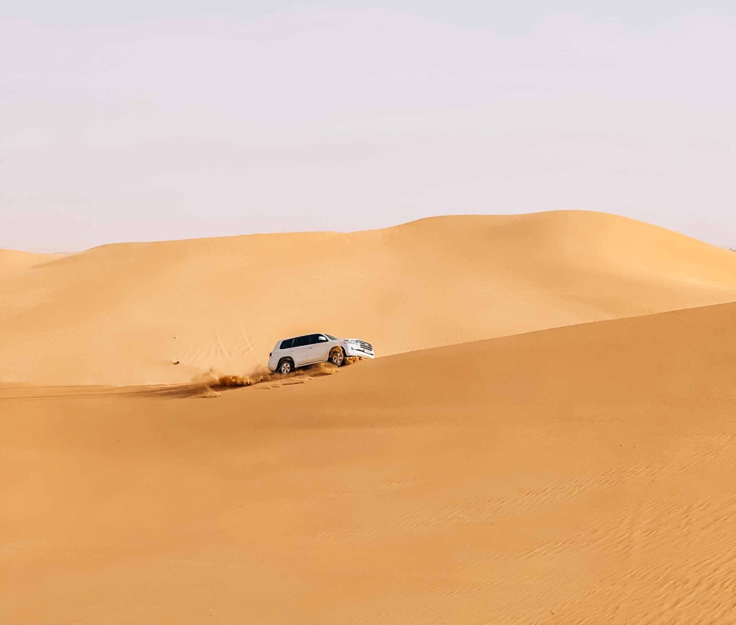weather in Abu Dhabi - Things to do in Abu Dhabi, jeep dune bashing