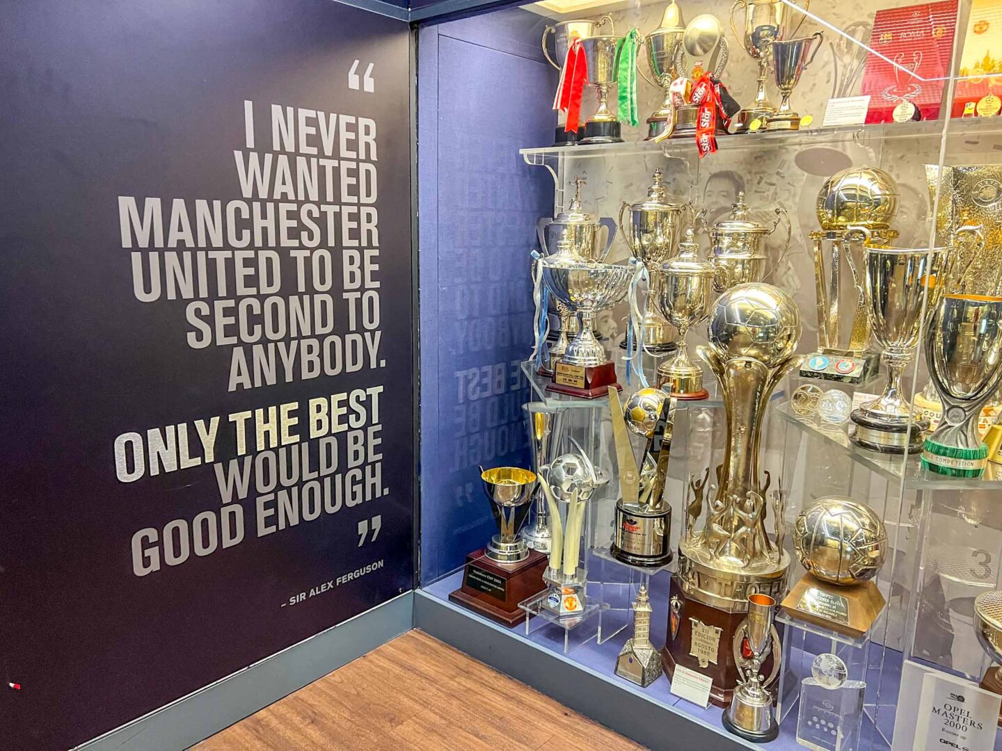 Manchester United Stadium Tour, Museum Trophy Room - Manchester United Stadium Tour, Museum Trophy Room