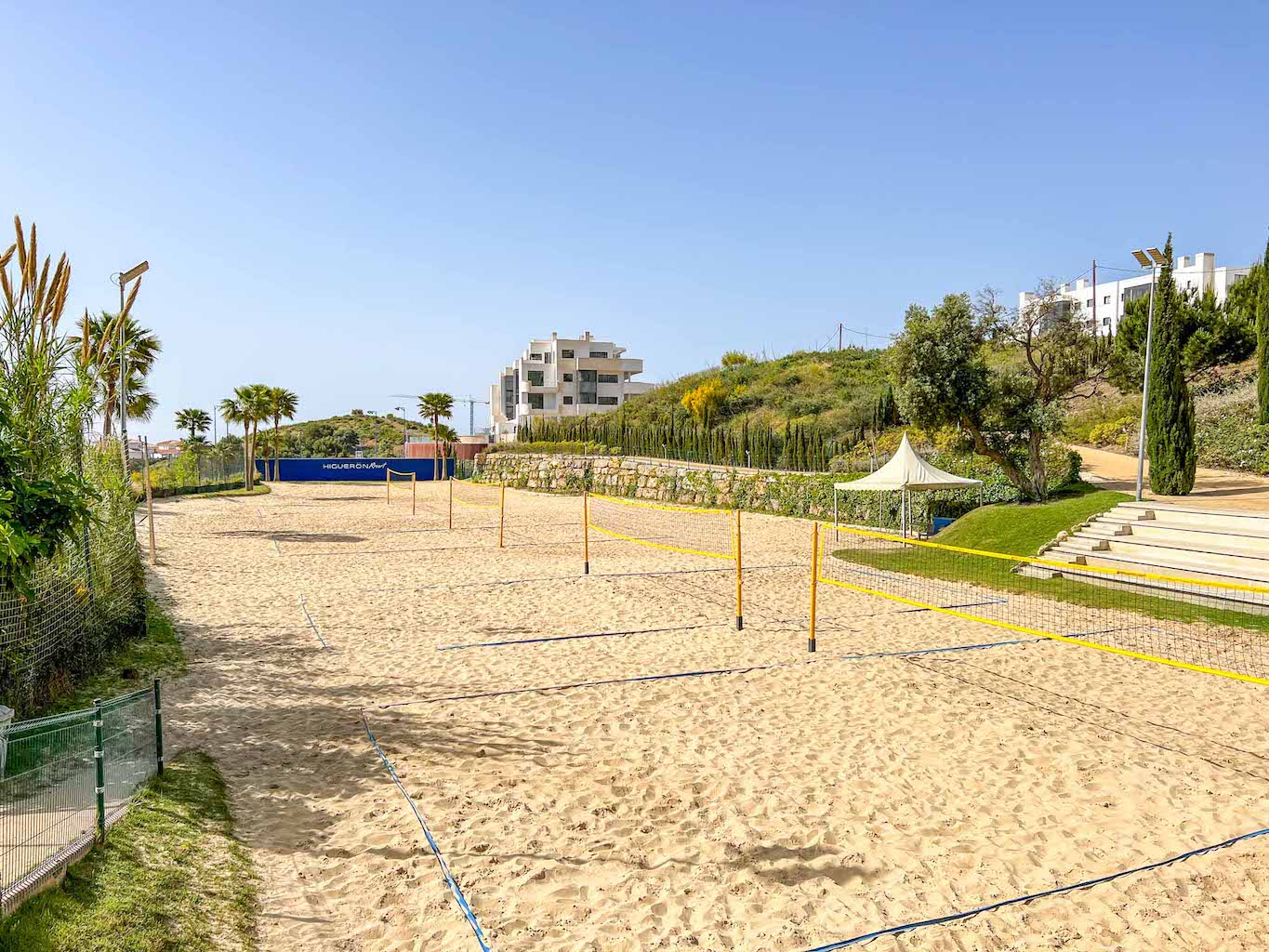 Higuerón Hotel Malaga, volley ball courts - Higuerón Hotel Malaga, volley ball courts