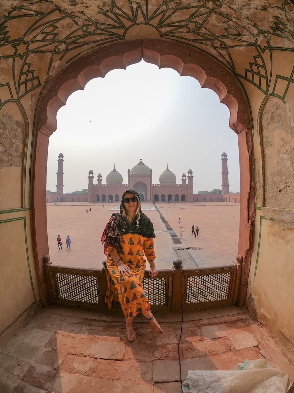 Ellie Quinn in Badshahi Mosque in Pakistan - Ellie Quinn in Badshahi Mosque in Pakistan