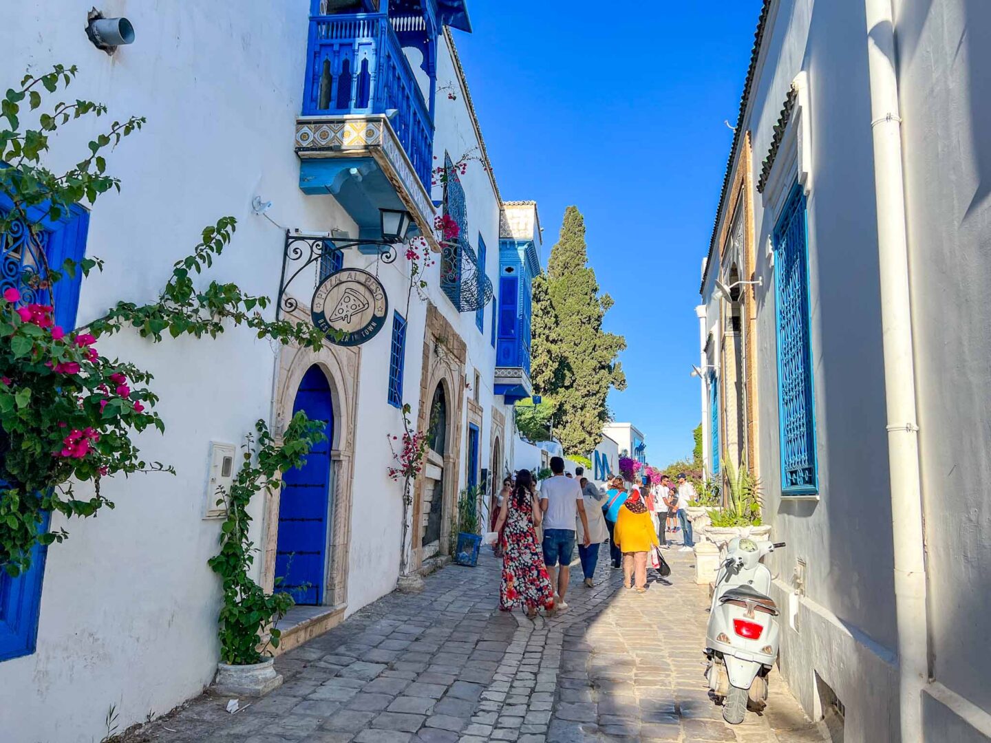Tunisia itinerary, 3 days in Tunisia, Sidi Bou Said street - Tunisia itinerary, 3 days in Tunisia, Sidi Bou Said street