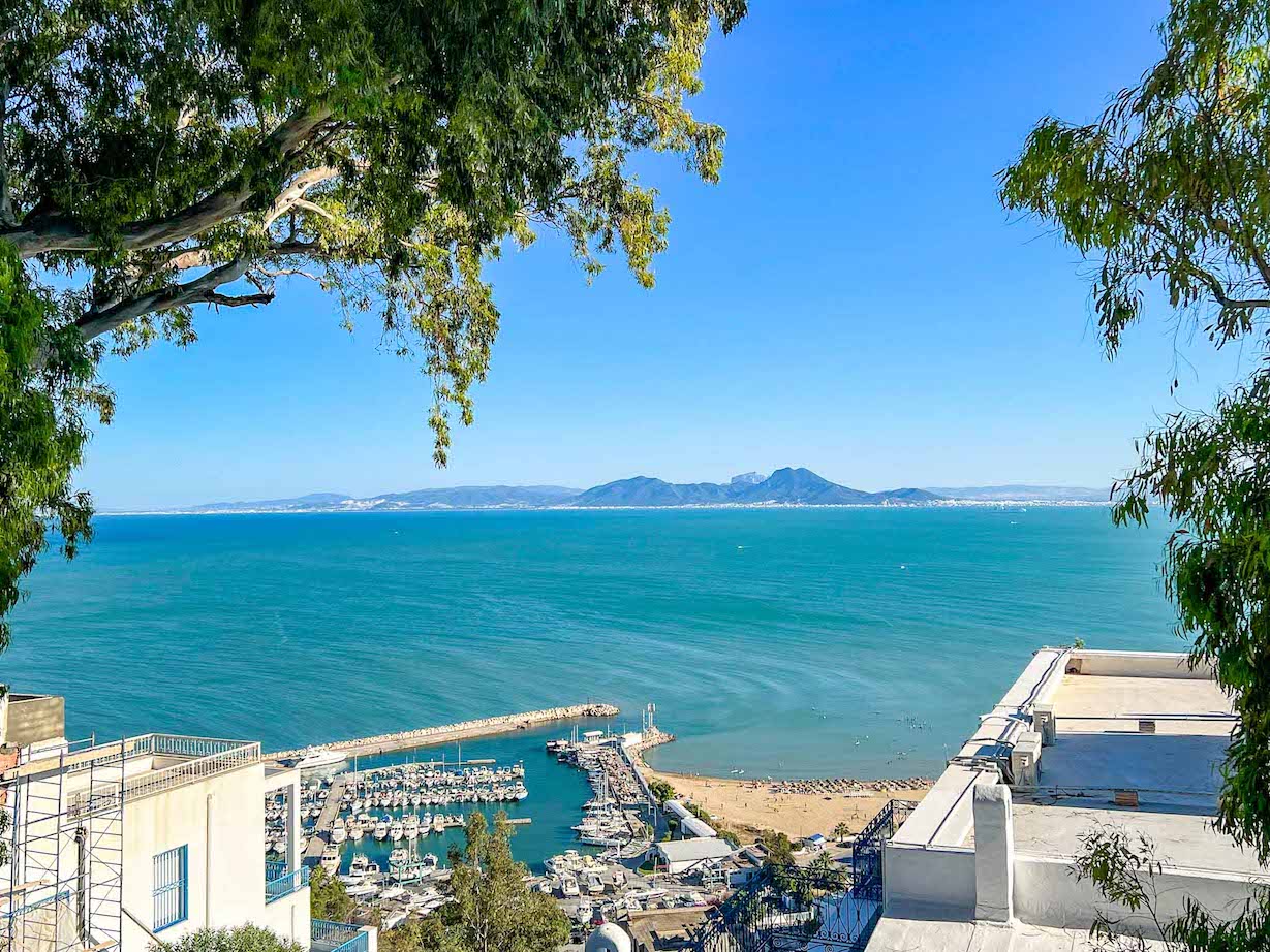 Tunisia itinerary, 3 days in Tunisia, Sidi Bou Said Harbour and Beach from the town hill - Tunisia itinerary, 3 days in Tunisia, Sidi Bou Said Harbour and Beach from the town hill
