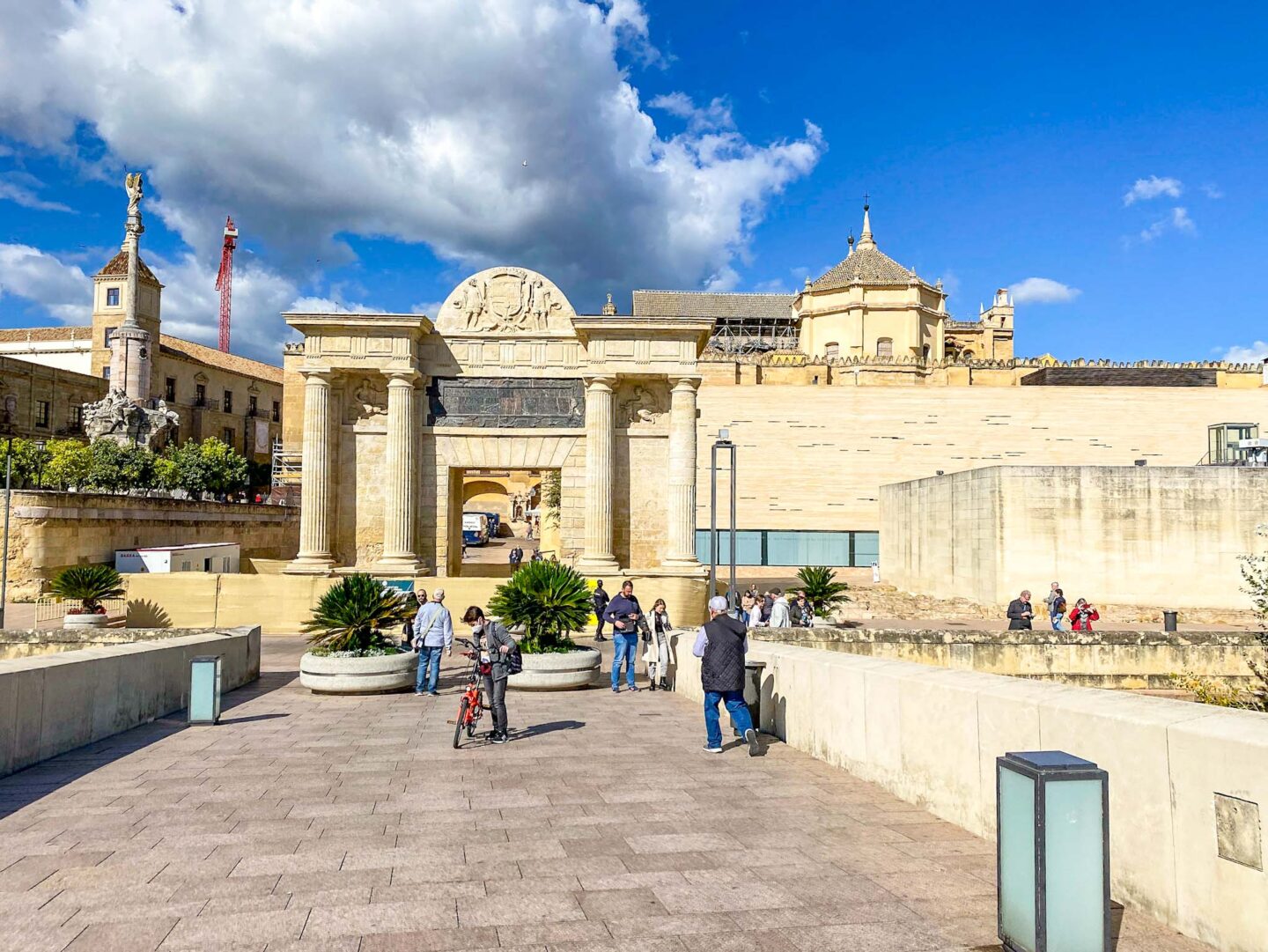 Southern Spain itinerary, crossing the Cordoba bridge - Southern Spain itinerary, crossing the Cordoba bridge