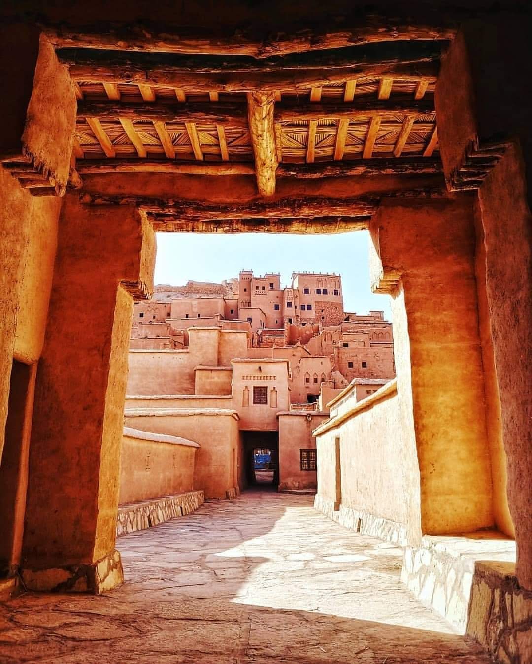 Women's Group Tour to Morocco with Ellie Quinn - door entry into village, Women's Group Tour to Morocco with Ellie Quinn