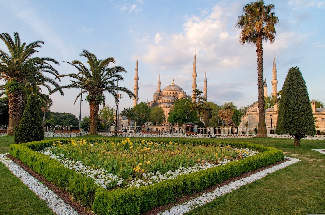Sultanahmet Square with blue mosque, Things to do in Istanbul - Sultanahmet Square with blue mosque, Things to do in Istanbul