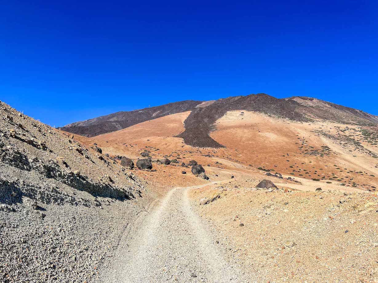hiking mount teide, start of path up Mount Teide view of volcano - hiking mount teide, start of path up Mount Teide view of volcano