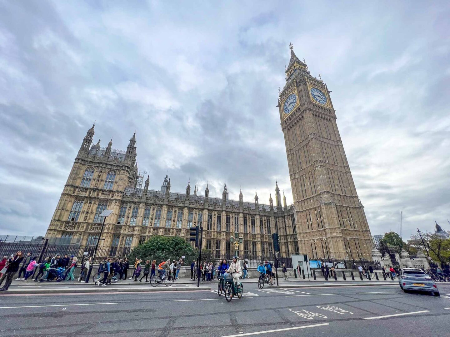 Big Ben & Westminister from the side, London with kids, London with kids itinerary, - Big Ben & Westminister from the side, London with kids, London with kids itinerary,