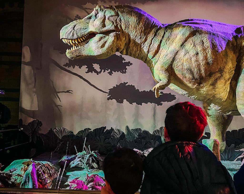 children watching dinosaurs in London, London with kids, - children watching dinosaurs in London, London with kids, London with kids itinerary,
