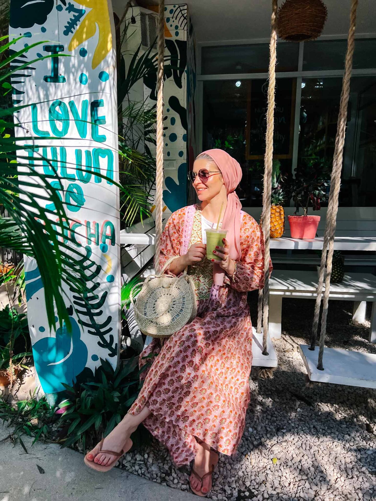 Ellie with a Smoothie, Qatar dress code, what to wear in Qatar, - Ellie with a Smoothie, Qatar dress code, what to wear in Qatar,