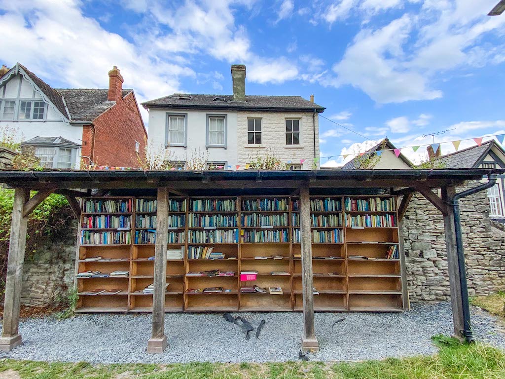 Hay on Wye outdoor donation based book shop, places to go in Wales - Hay on Wye outdoor donation based book shop, Wales in winter
