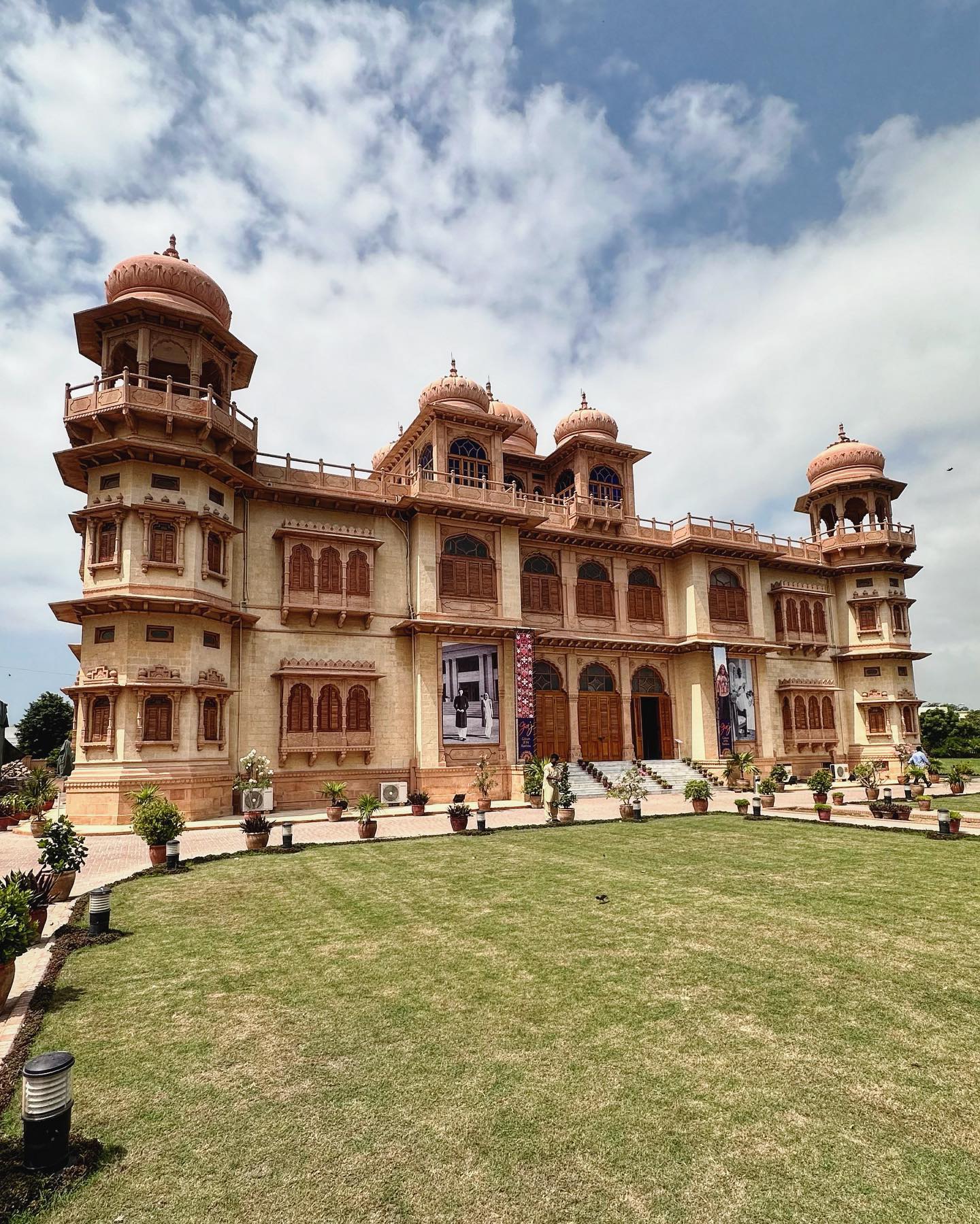 Mohatta Palace - best places to visit in karachi, historical places in karachi,