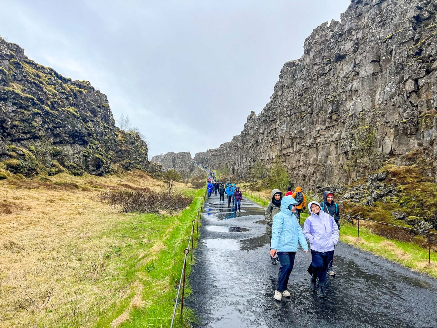 things to do in iceland in the rain, tourists in the rain in Iceland - things to do in iceland in the rain, tourists in the rain in Iceland