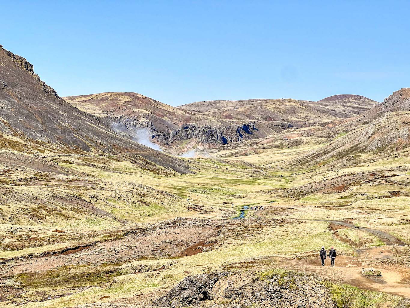 Iceland in May and June, hiking in iceland - Iceland in May and June, hiking in iceland
