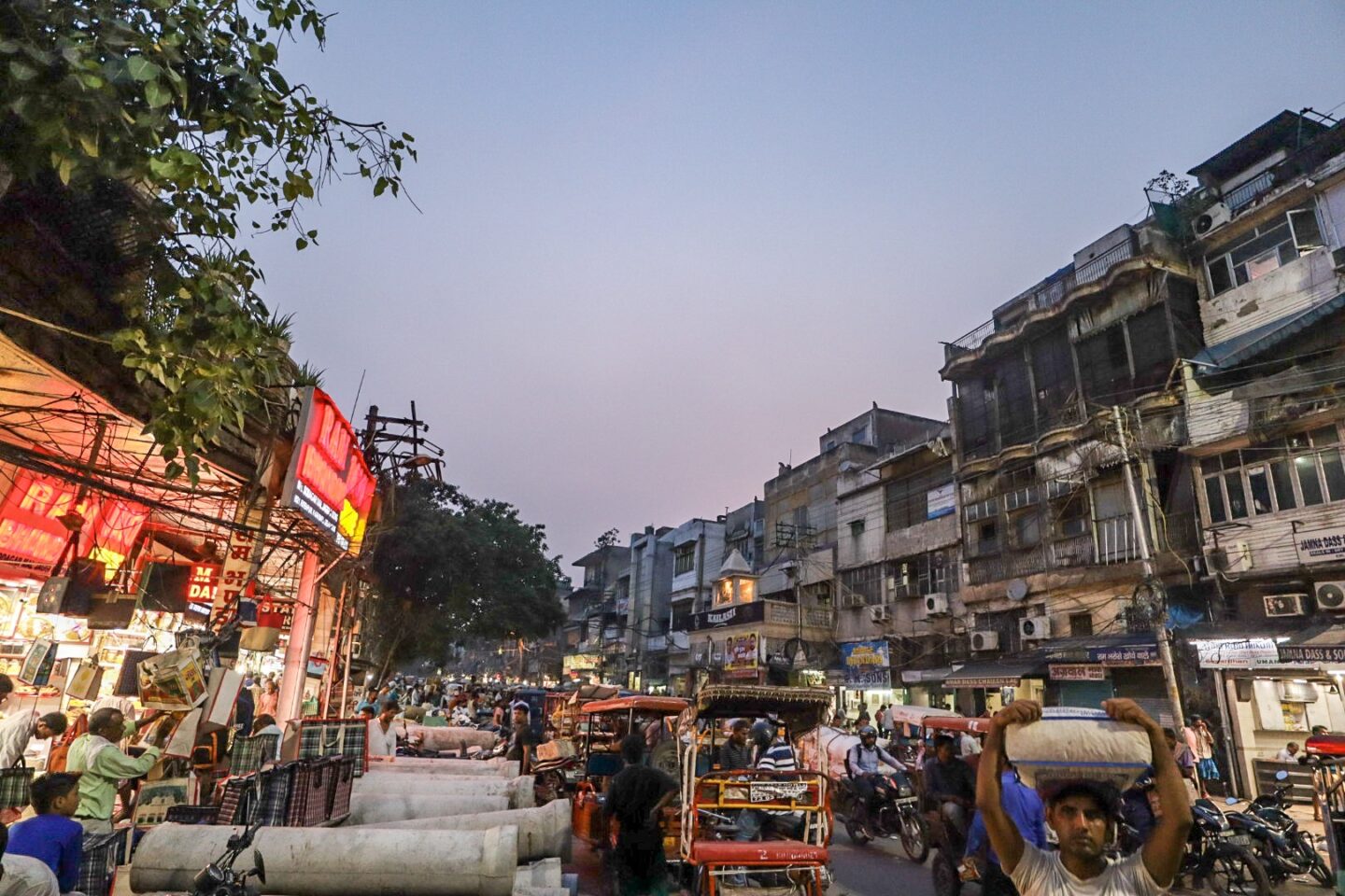 Golden Triangle India Itinerary, Sunset street view of Old Delhi - Golden Triangle India Itinerary, Sunset street view of Old Delhi
