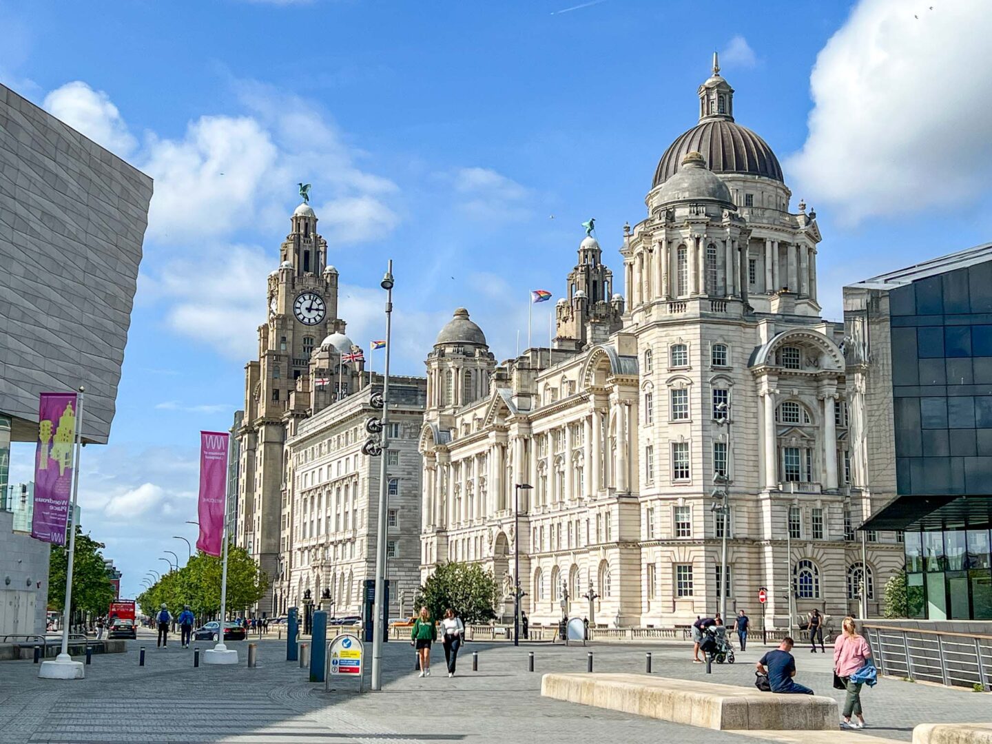 Weekend in Liverpool, Royal Liver Building from outside - Weekend in Liverpool, Royal Liver Building from outside