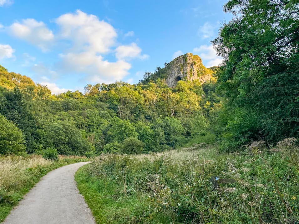 Footpath to Thor's Cave, Easy Walks Peak District, - Footpath to Thor's Cave, Easy Walks Peak District,