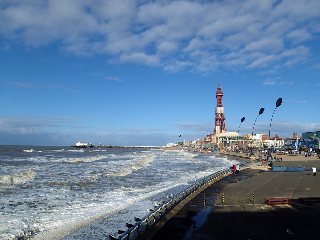 OLYMPUS DIGITAL CAMERA - Liverpool day trip itinerary, days out from Liverpool