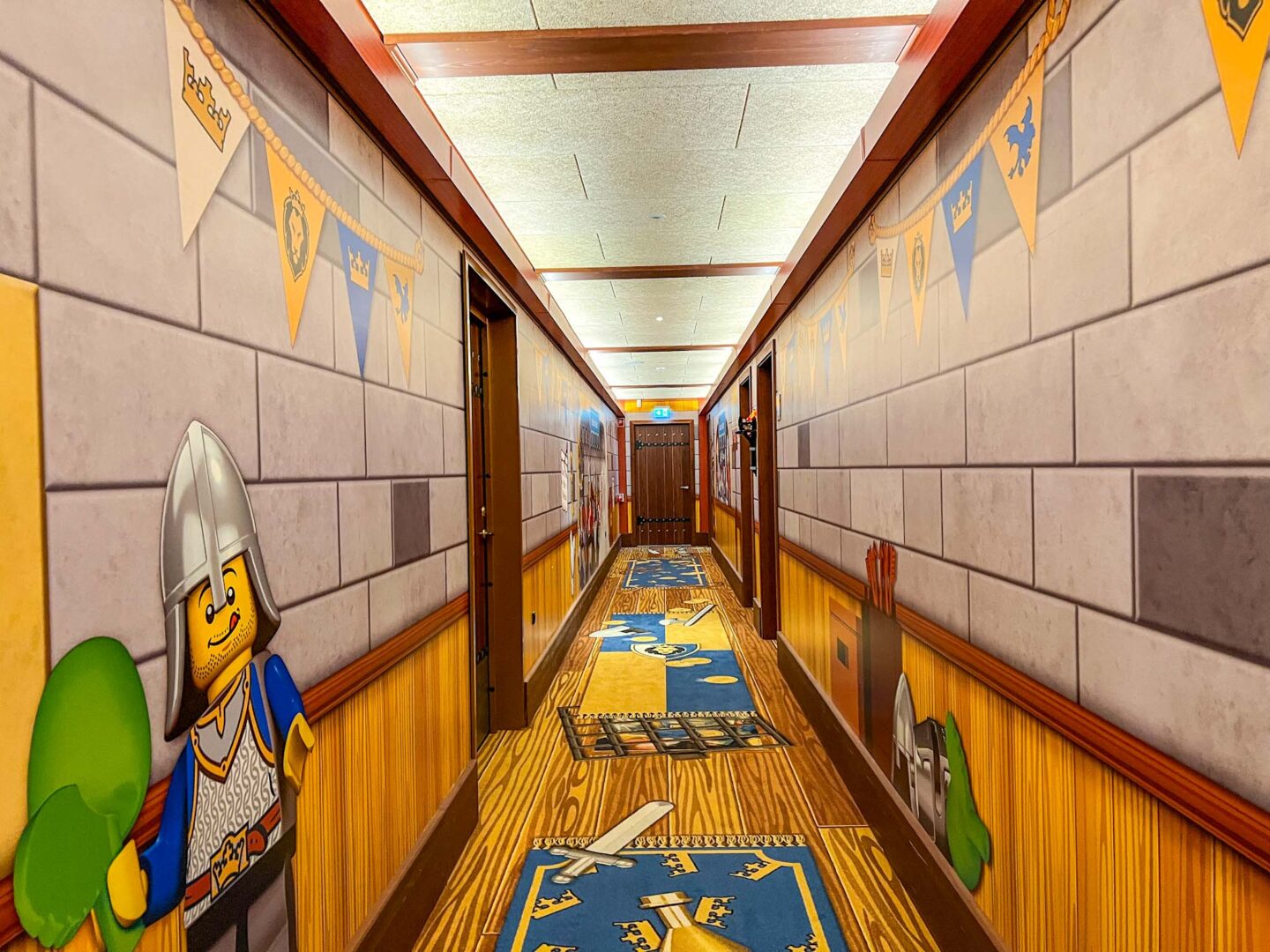 how to visit LEGOLAND Billund, corridor inside l LEGOLAND Castle Hotel - how to visit LEGOLAND Billund, corridor inside l LEGOLAND Castle Hotel