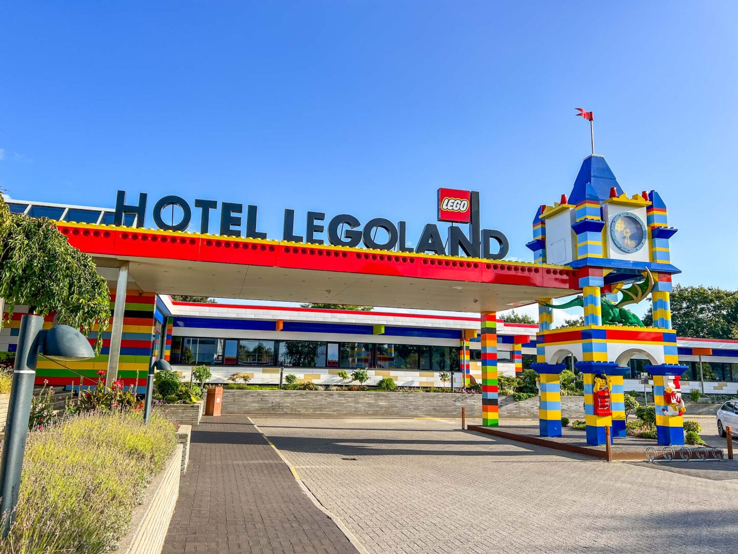 how to visit LEGOLAND Billund, outside of Hotel LEGOLAND - how to visit LEGOLAND Billund, outside of Hotel LEGOLAND