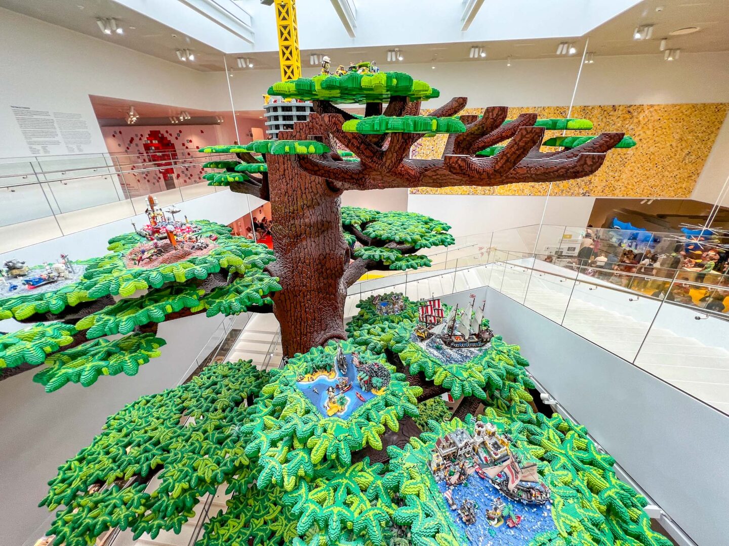 LEGOLAND Billund, tree of creativity in LEGO House - LEGOLAND Billund, tree of creativity in LEGO House