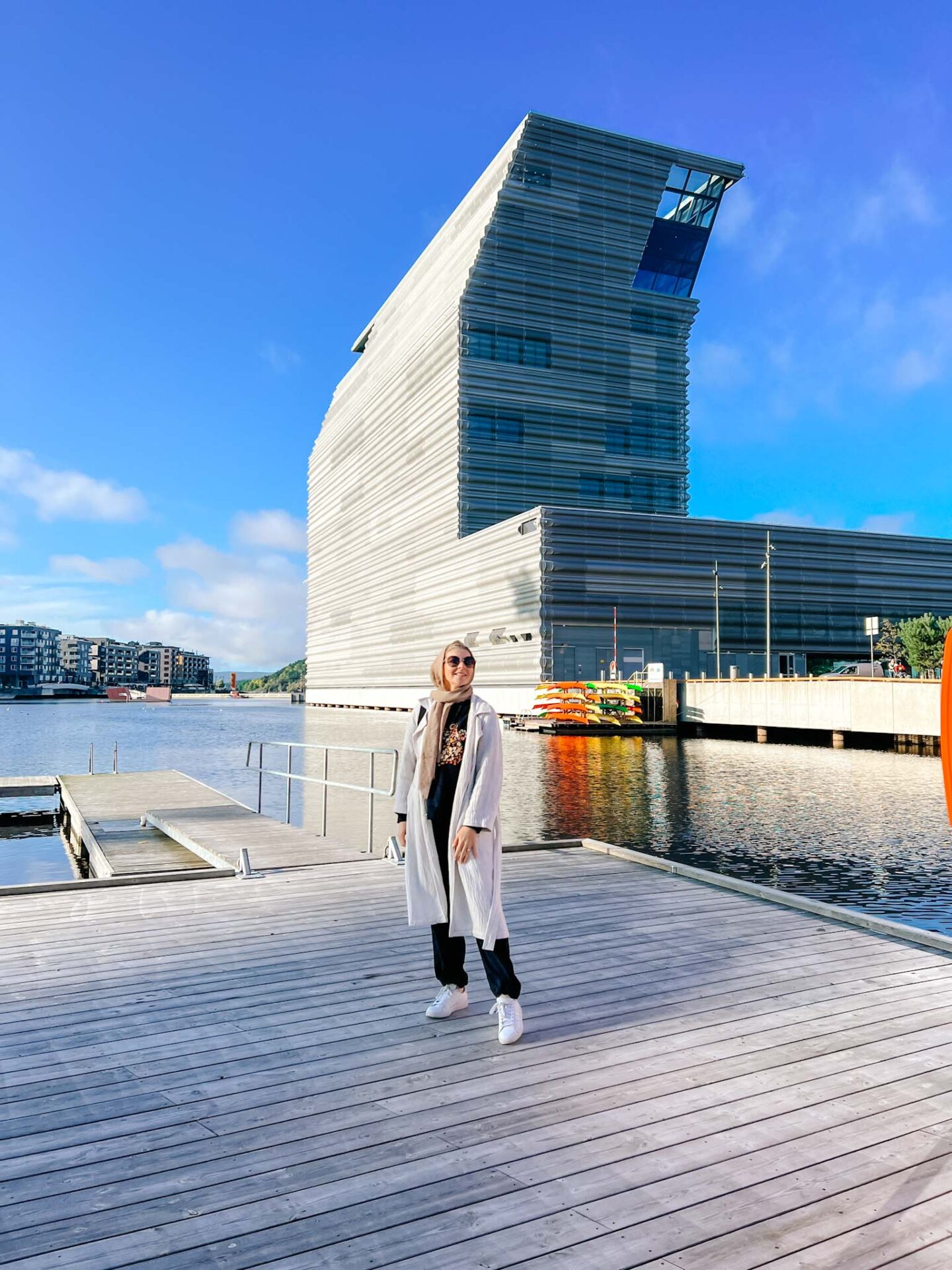 Ellie in Oslo on blue sky day, 2 days in Oslo - Ellie in Oslo on blue sky day, 2 days in Oslo