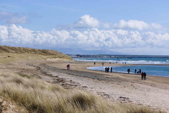 - Rhosneigr beach, Places to visit in Anglesey