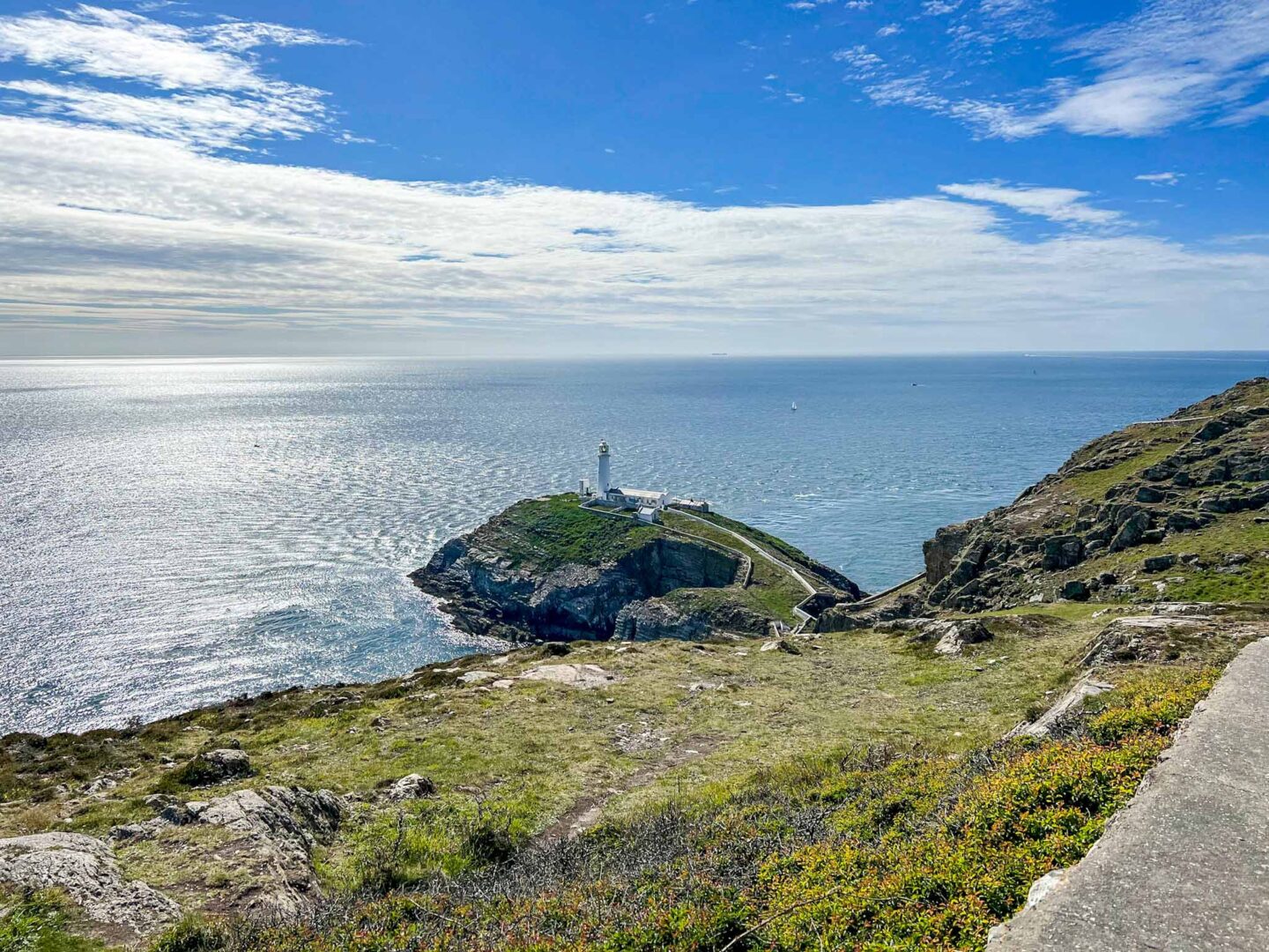 - Wales Coastal Path, Places to visit in Anglesey