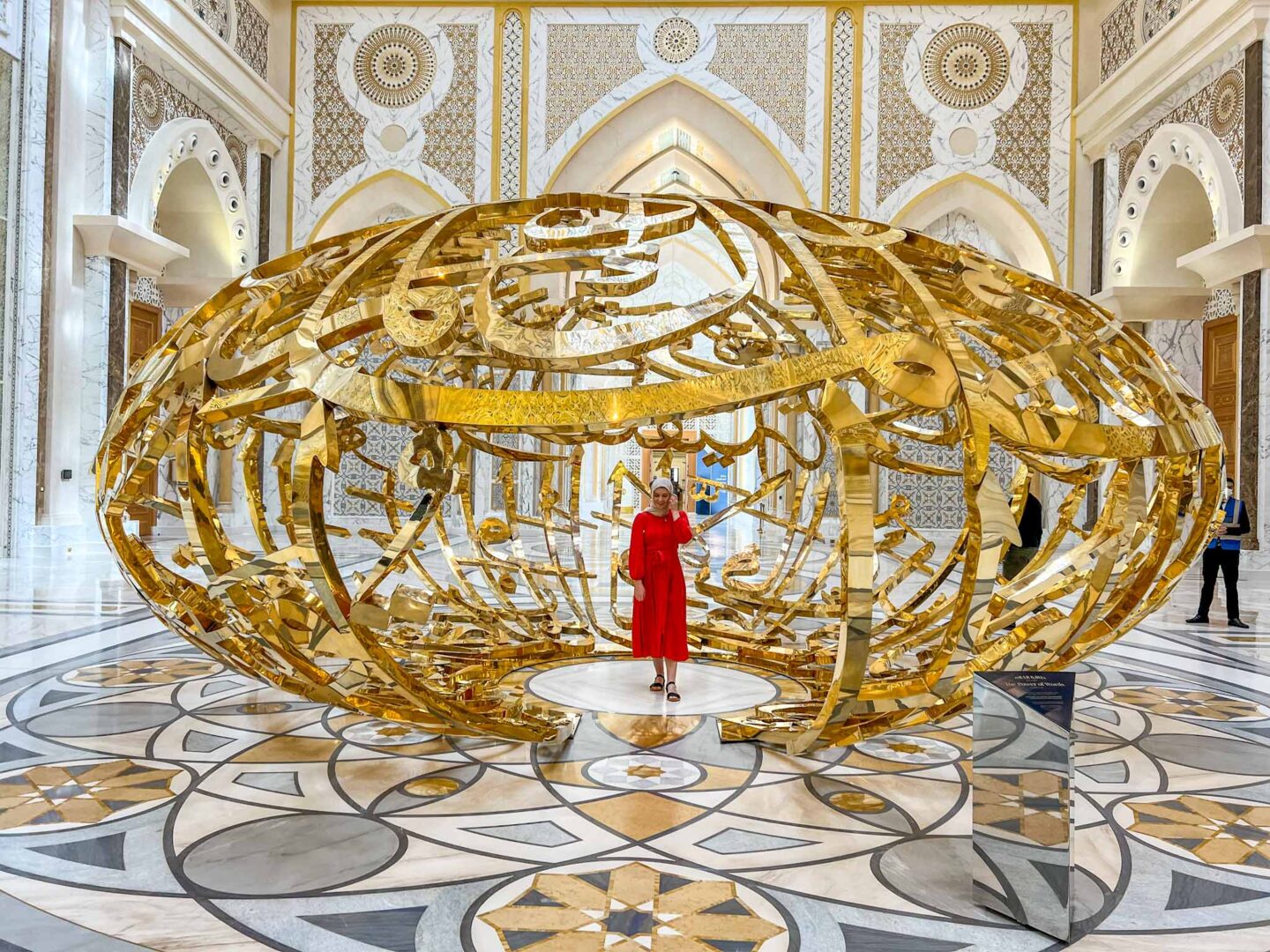 Ellie inside Qasr al Watan in Abu Dhabi, Visiting Sheikh Zayed Mosque - Ellie inside Qasr al Watan in Abu Dhabi, Visiting Sheikh Zayed Mosque
