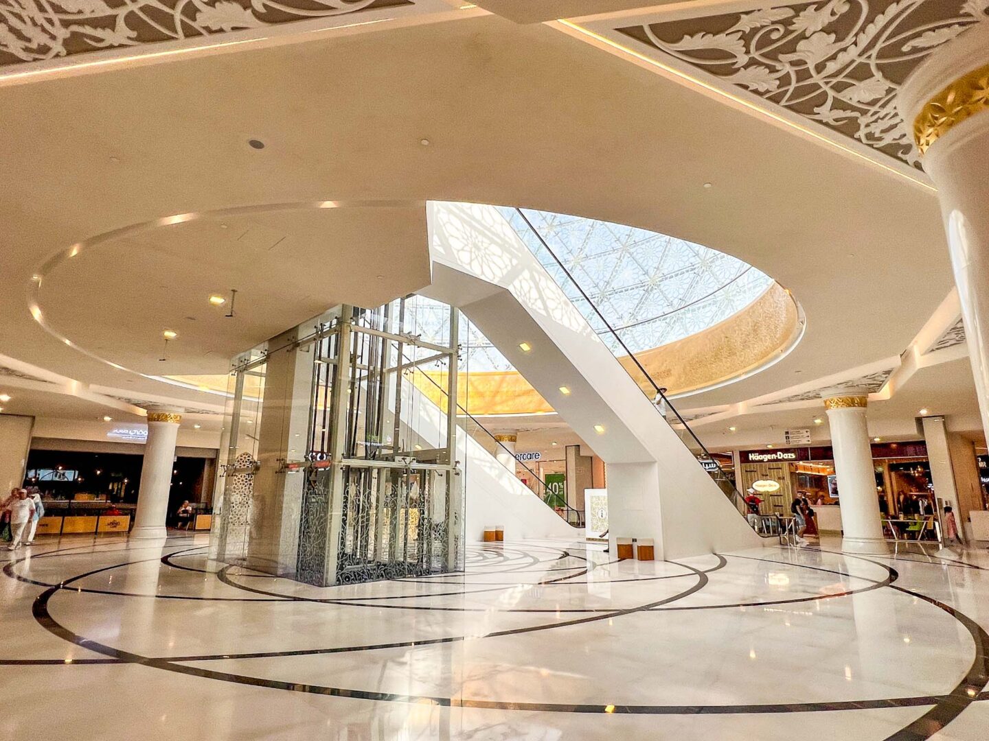 inside Sheikh Zayed Mosque mall elevators, visiting Sheikh Zayed Mosque - inside Sheikh Zayed Mosque mall elevators, visiting Sheikh Zayed Mosque