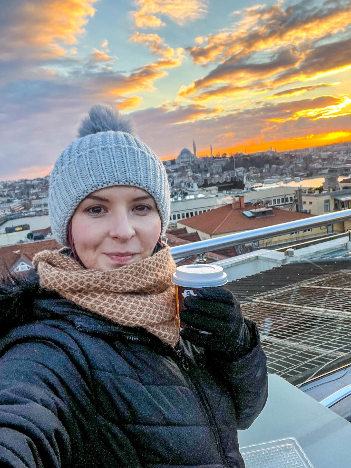 what to wear in Turkey, Ellie in winter hat and coat in Istanbul in winter - what to wear in Turkey, Ellie in winter hat and coat in Istanbul in winter