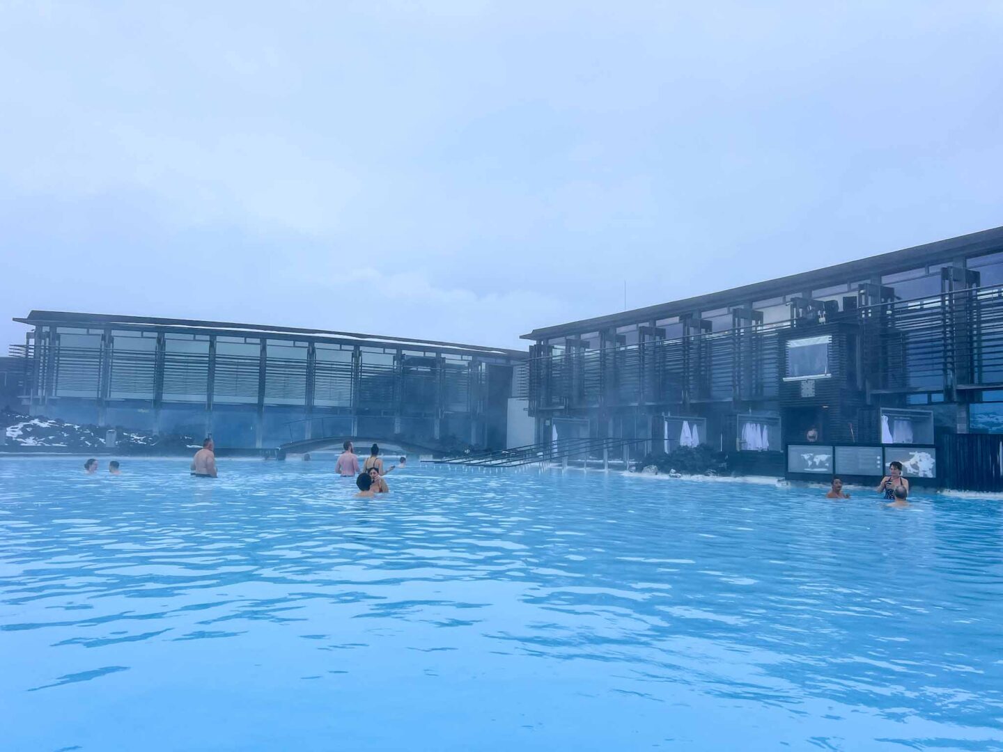 Visiting the Blue Lagoon, bar at the Blue Lagoon - Visiting the Blue Lagoon, bar at the Blue Lagoon