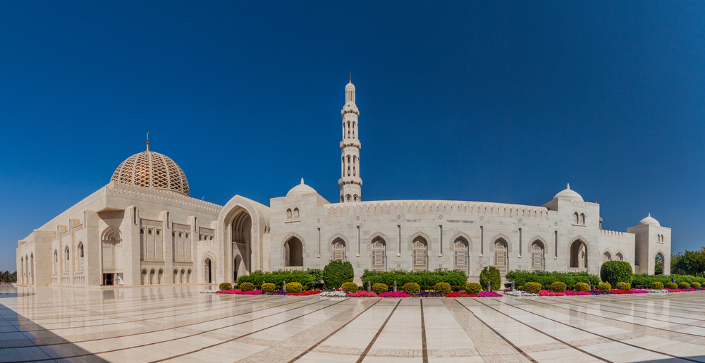 Weekend breaks from Dubai, Sultan Qaboos Grand Mosque in Muscat, Oman