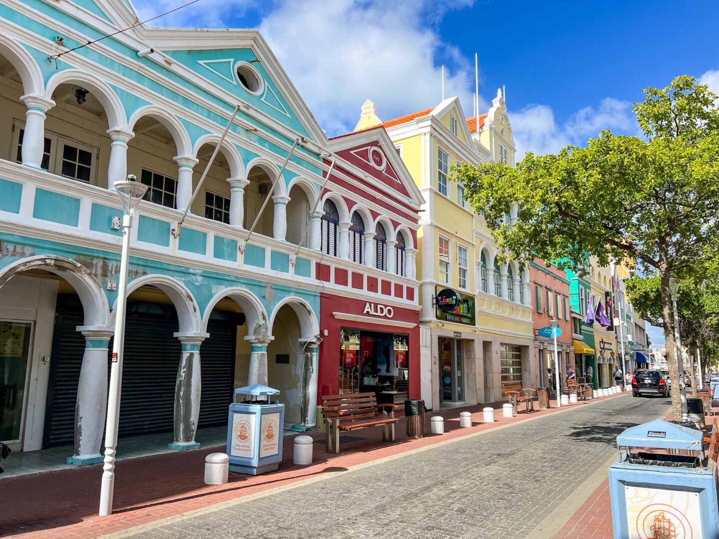 how to see islands on a Caribbean cruise, how to see islands on a Caribbean cruise, Willemtsad Curacao colourful buildings, - how to see islands on a Caribbean cruise, how to see islands on a Caribbean cruise, Willemtsad Curacao colourful buildings,