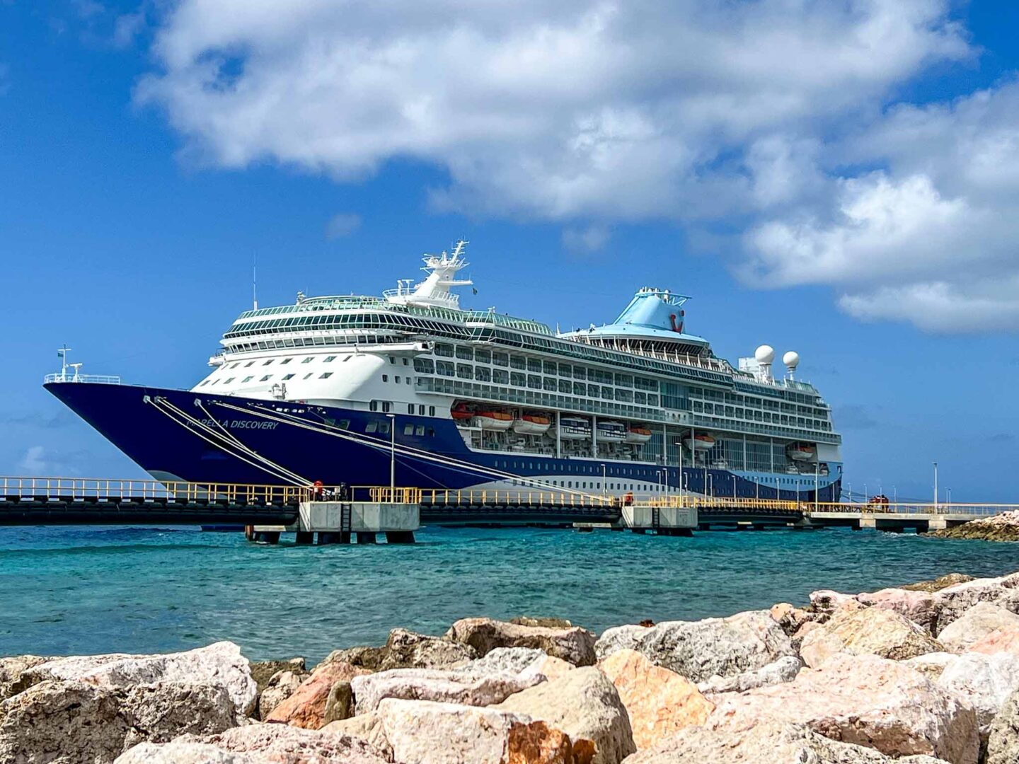 how to see islands on a Caribbean cruise, TUI cruise ship in the Caribbean - how to see islands on a Caribbean cruise, TUI cruise ship in the Caribbean