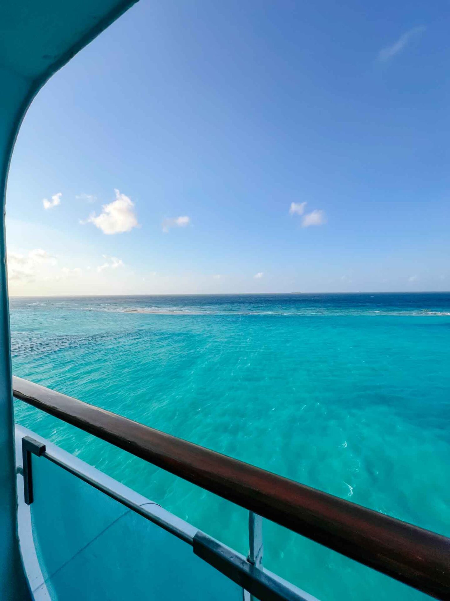 Tui cruise review, bright blue Aruba waters from my balcony onboard Marella Discovery 2
