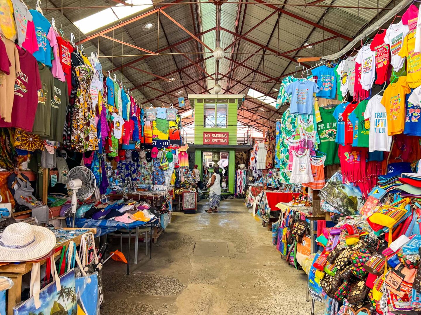 how to see islands on a Caribbean cruise, Castries local market near cruise port - how to see islands on a Caribbean cruise, Castries local market near cruise port