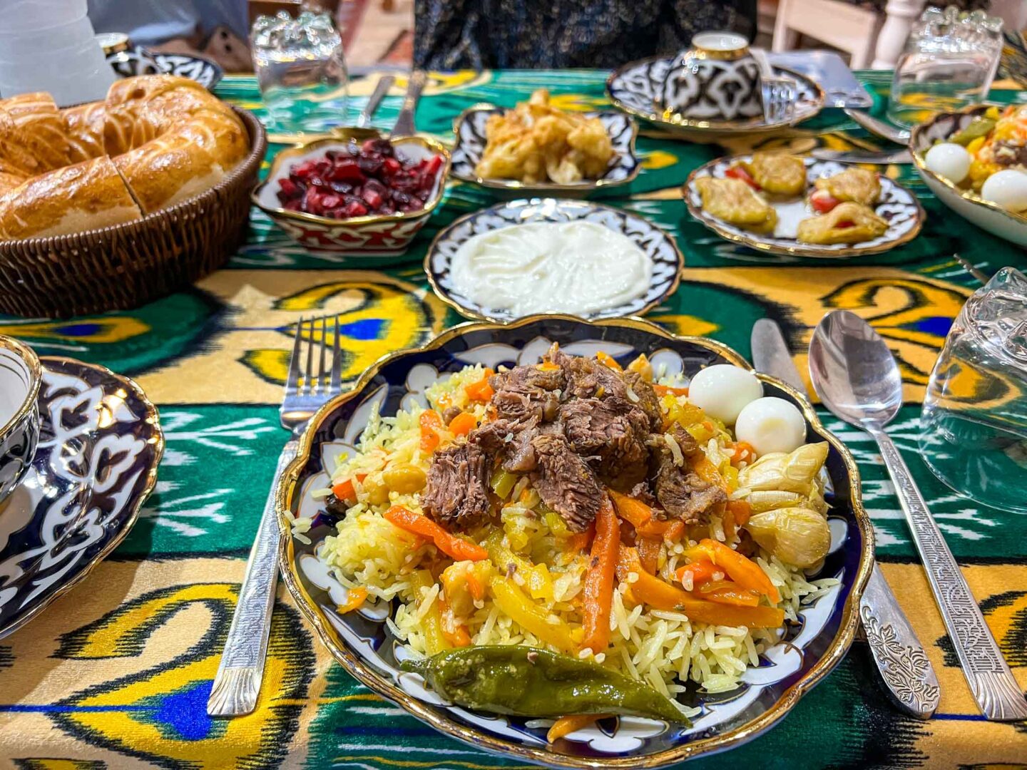 halal travel in Uzbekistan, plov in uzbekistan with other sides - halal travel in Uzbekistan, plov in uzbekistan with other sides
