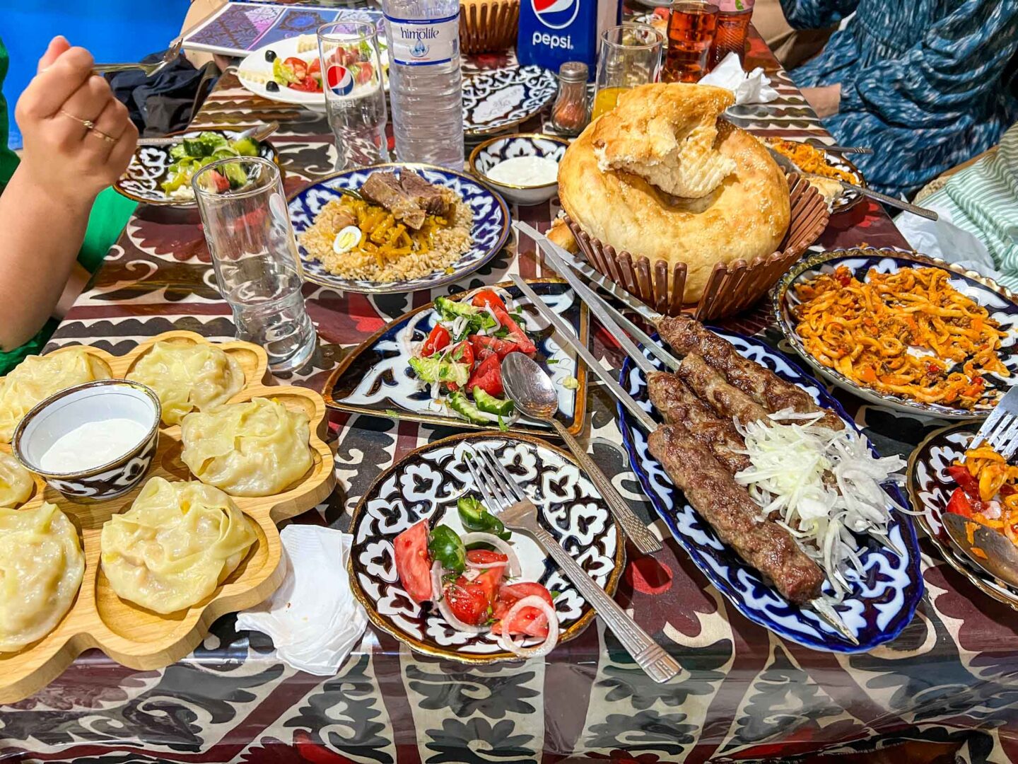 halal travel in Uzbekistan, table of halal food in Uzbekistan - halal travel in Uzbekistan, table of halal food in Uzbekistan
