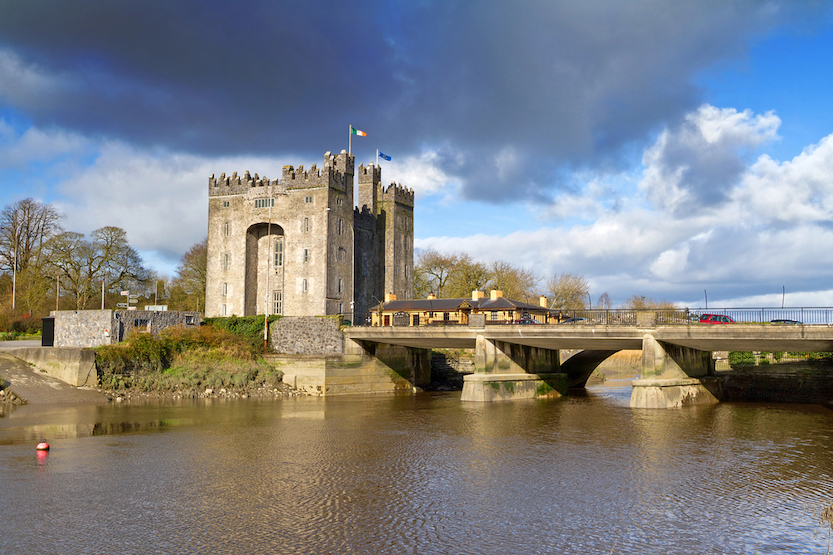 Day trips from Galway, Bunratty Castle from the side and river