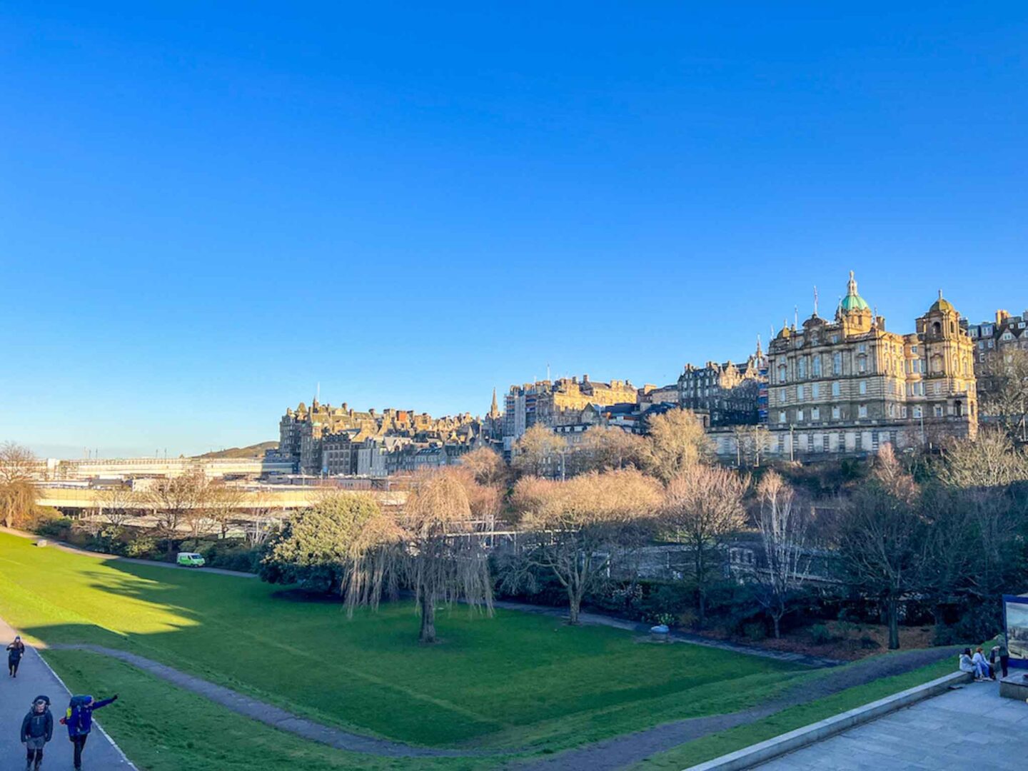 One day in Edinburgh - One day in Edinburgh