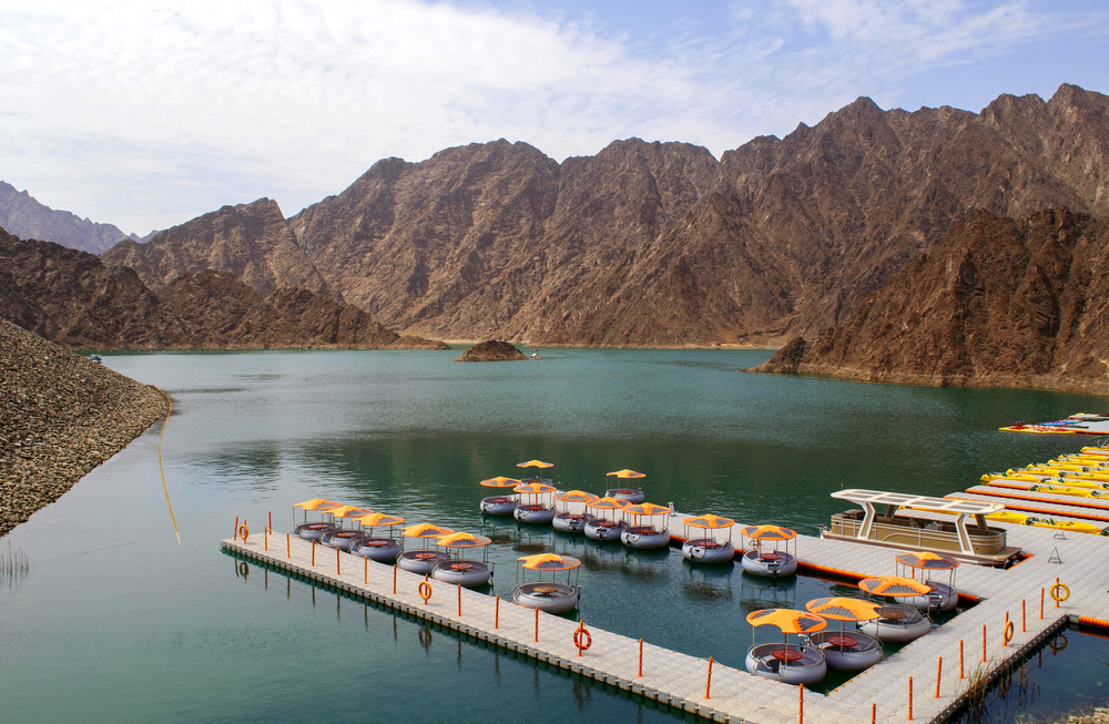 things to do in hatta, hatta lake and water activities