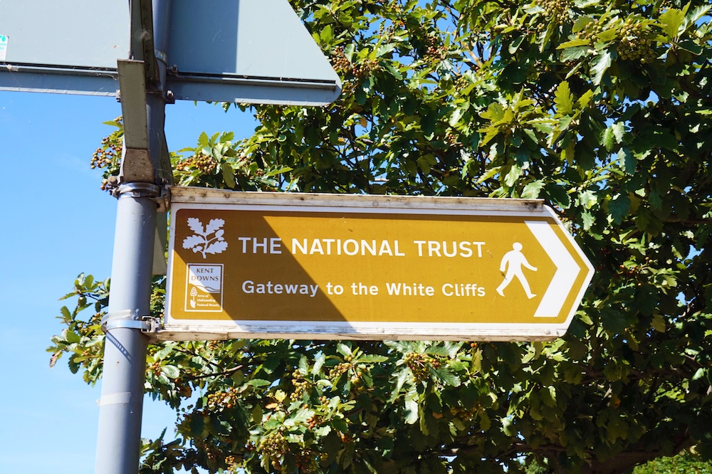 national trust sign towards the white cliffs of Dover - national trust sign towards the white cliffs of Dover